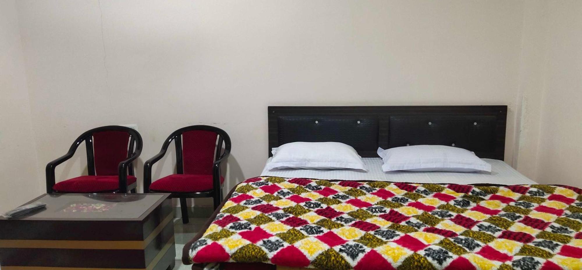 Hotel O Mohani Inn And Banquet Kausani Zewnętrze zdjęcie